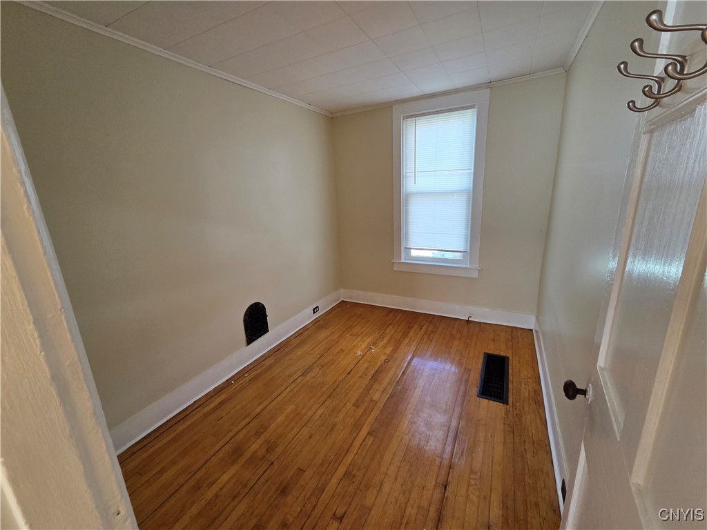 Watertown City, New York 13601, United States, 7 Bedrooms Bedrooms, ,3 BathroomsBathrooms,Residential,Active,241850