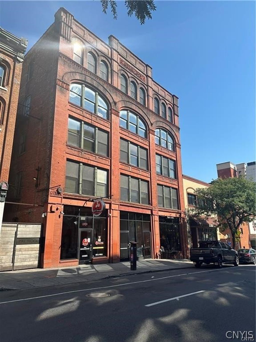 Photo of 317 S Clinton Street #3A, Syracuse, NY 13202 (MLS # S1666444)