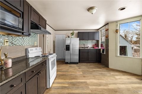 Tiny photo for 3566 Oneida Street, New Hartford, NY 13413 (MLS # S1655198)