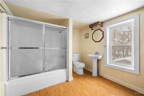 Tiny photo for 3566 Oneida Street, New Hartford, NY 13413 (MLS # S1655198)