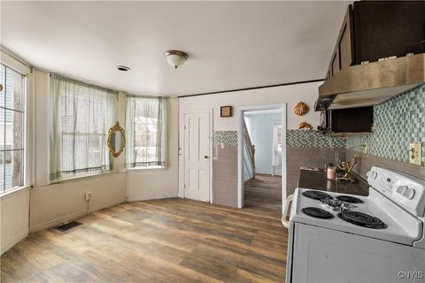 Tiny photo for 3566 Oneida Street, New Hartford, NY 13413 (MLS # S1655198)