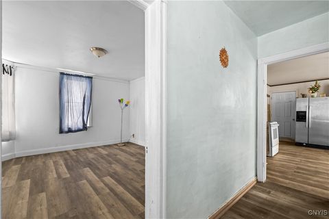 Tiny photo for 3566 Oneida Street, New Hartford, NY 13413 (MLS # S1655198)