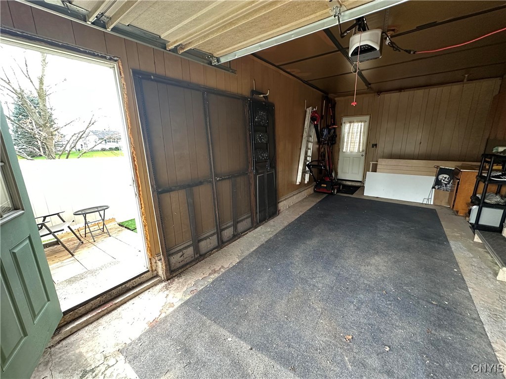 98 Hier Avenue, Clay, New York image 28