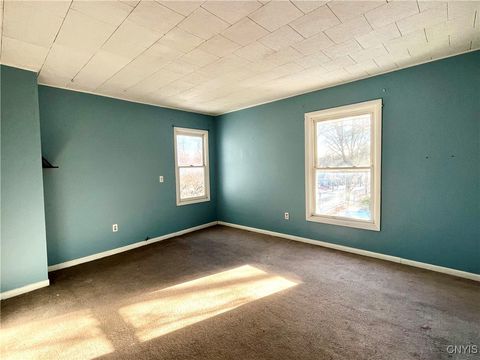 Tiny photo for 626 Fellows Avenue, Syracuse, NY 10249 (MLS # S1657240)