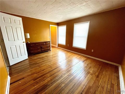 Tiny photo for 626 Fellows Avenue, Syracuse, NY 10249 (MLS # S1657240)