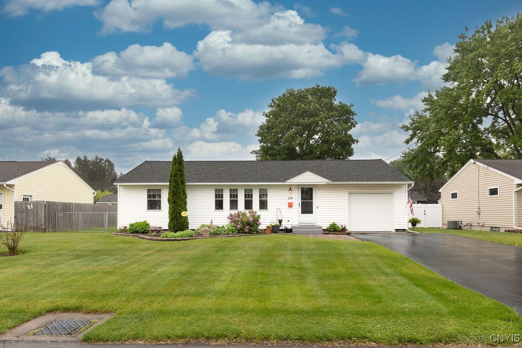 118 Lawdon Street, Clay, New York image 35