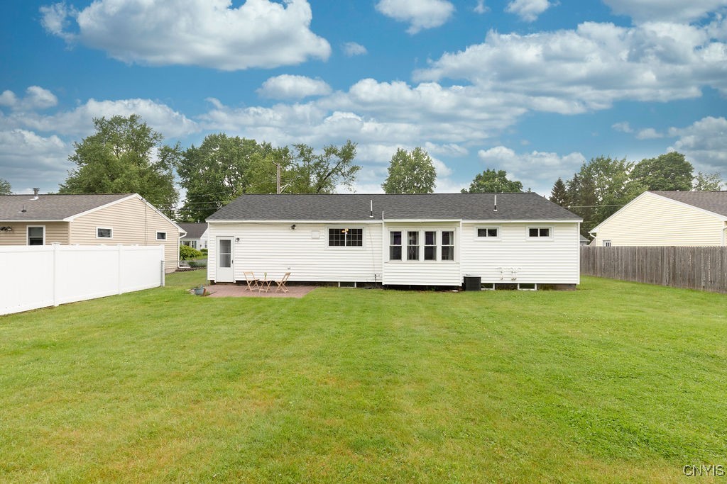 118 Lawdon Street, Clay, New York image 37
