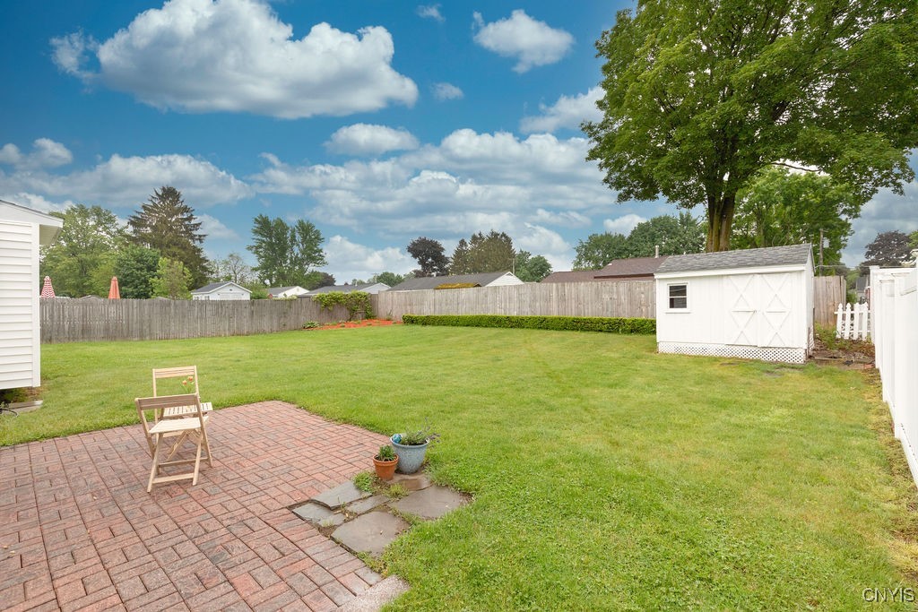 118 Lawdon Street, Clay, New York image 4