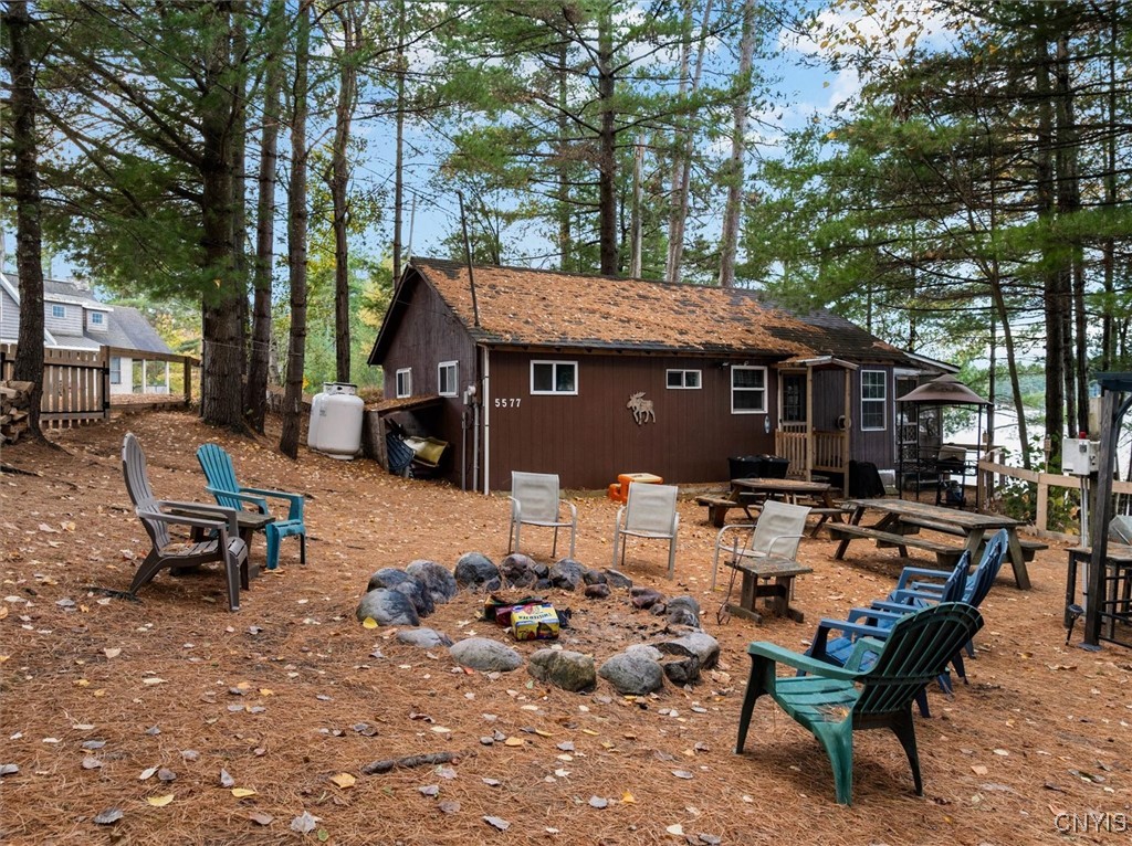 5577 Long Point Road