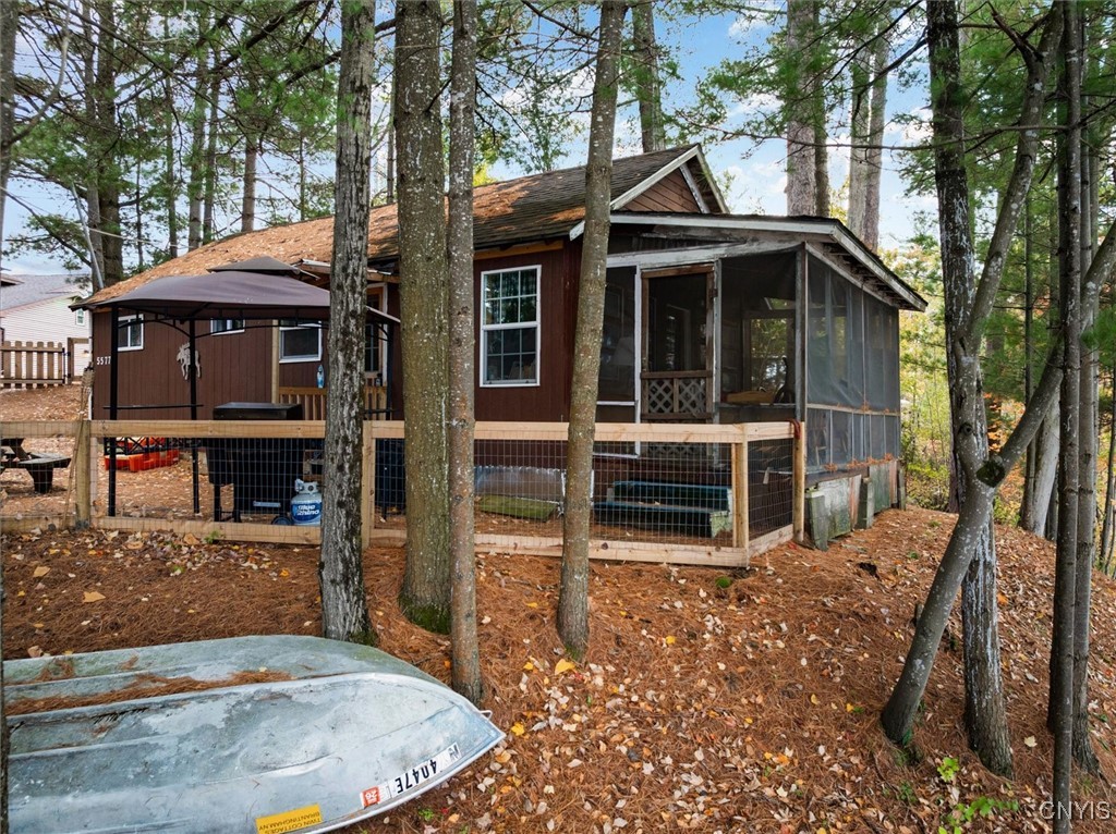 5577 Long Point Road