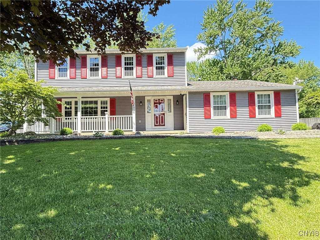 4936 Look Kinney Circle Cir, Clay, New York image 1