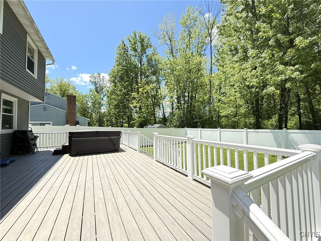 4936 Look Kinney Circle Cir, Clay, New York image 31