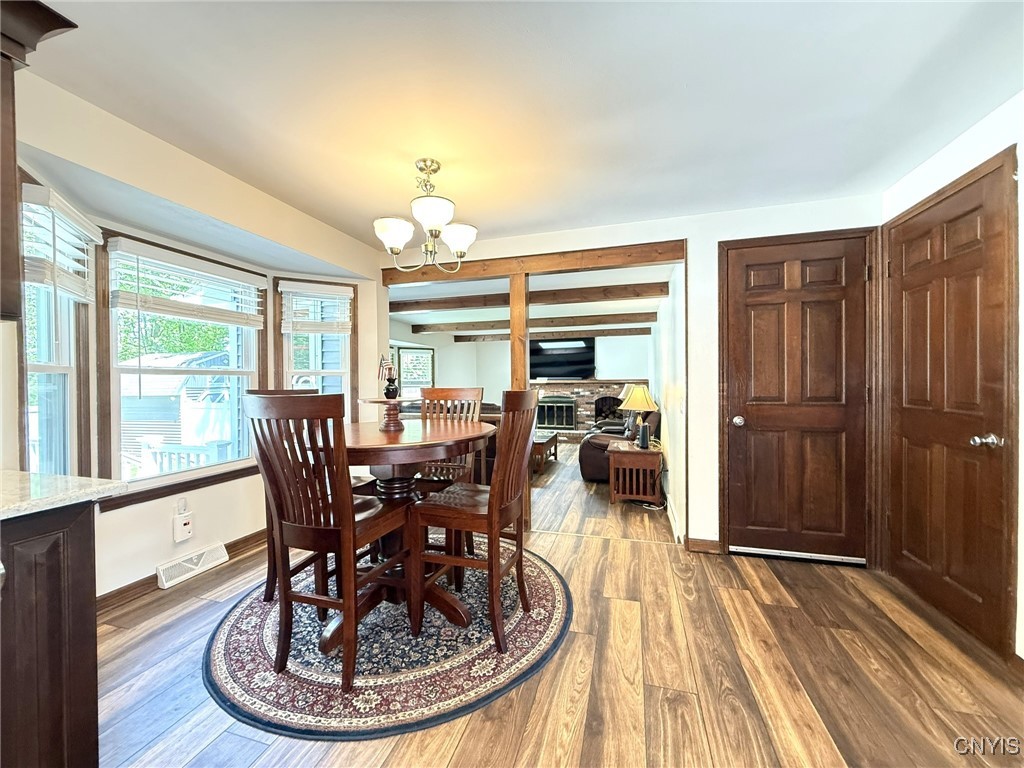 4936 Look Kinney Circle Cir, Clay, New York image 9