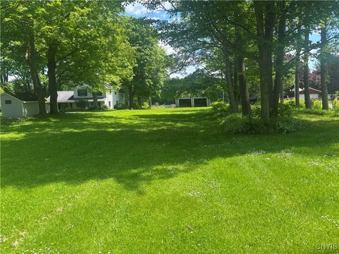 7398 Palmer Road 7396 Tully NY 13159