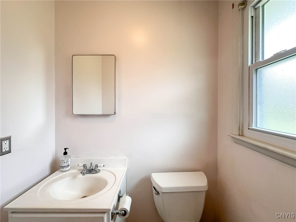 20 Janet Terrace, New Hartford, New York image 23