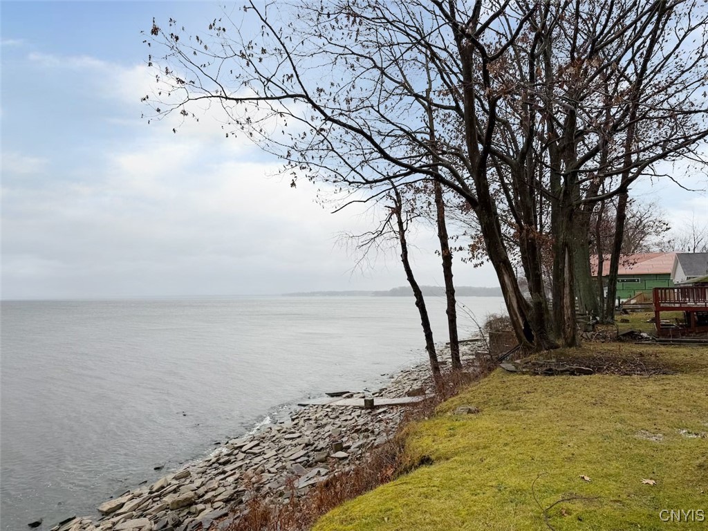 62 W Shore Oaks Drive, New Haven, New York image 5