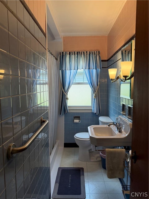 Tiny photo for 117 Fay Park Drive, Clay, NY 13212 (MLS # S1701804)