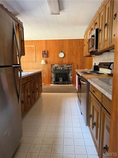 Tiny photo for 117 Fay Park Drive, Clay, NY 13212 (MLS # S1701804)