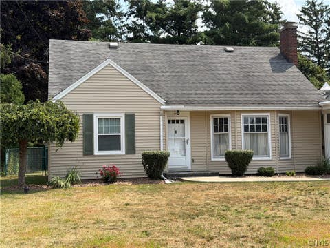 Tiny photo for 117 Fay Park Drive, Clay, NY 13212 (MLS # S1701804)
