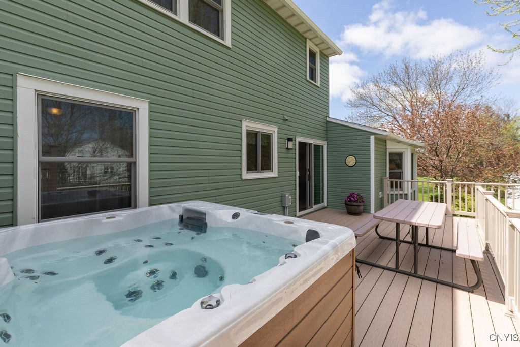 8519 Grandview Drive, Cicero, New York image 33