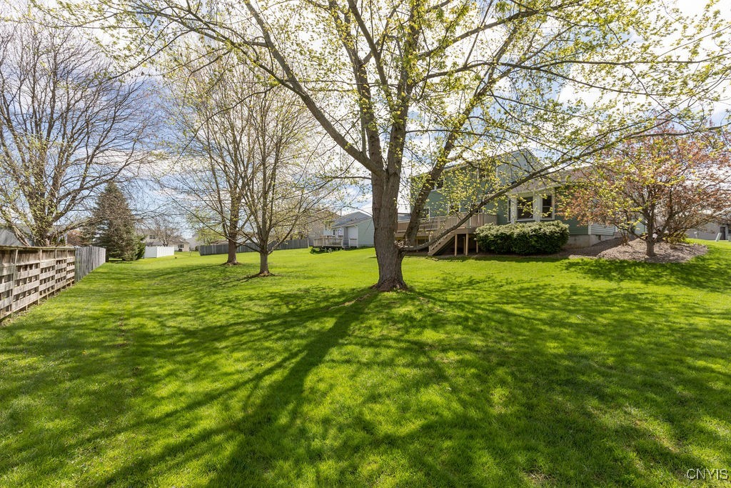 8519 Grandview Drive, Cicero, New York image 38
