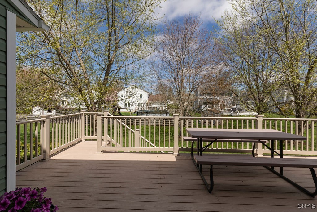 8519 Grandview Drive, Cicero, New York image 31