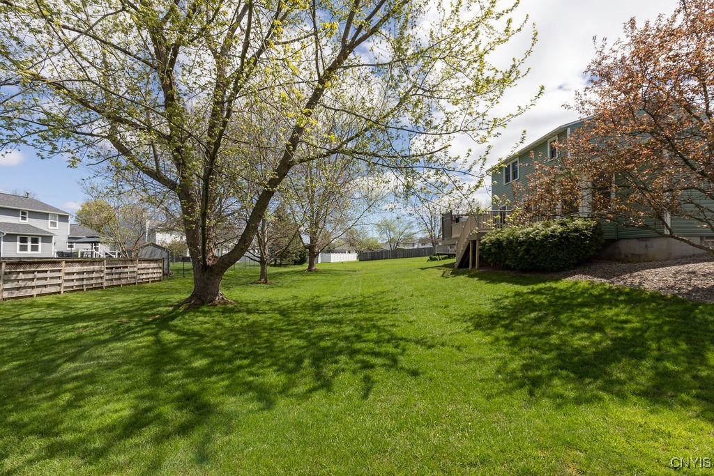 8519 Grandview Drive, Cicero, New York image 37