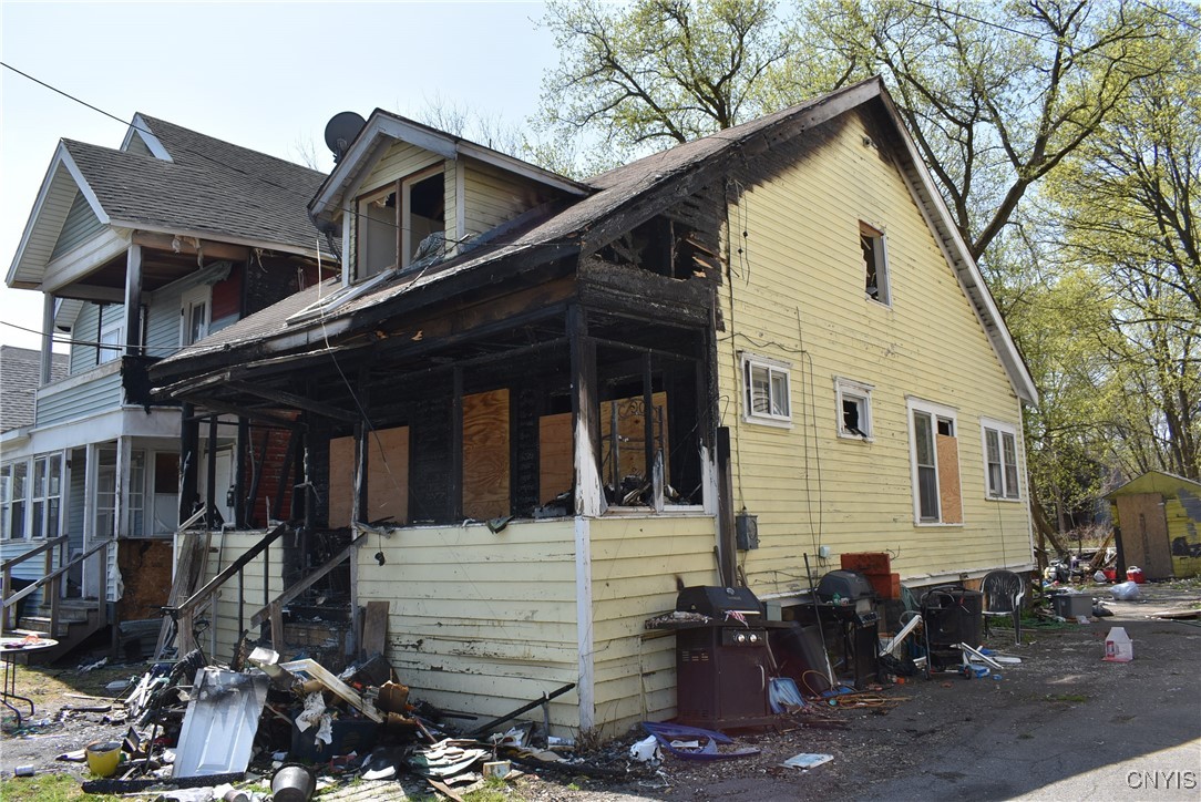 102 Herriman Street, Syracuse, New York image 4