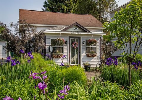 1615 Cortland Street Deruyter NY 13052