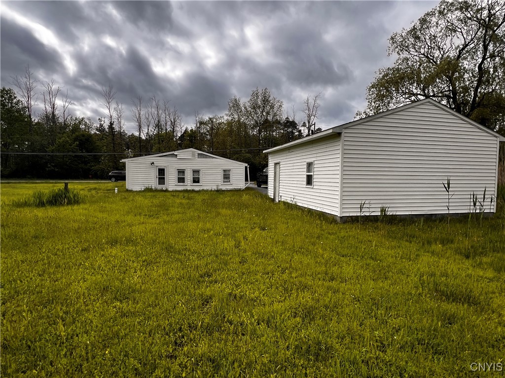 9572 Caughdenoy Road, Clay, New York image 2