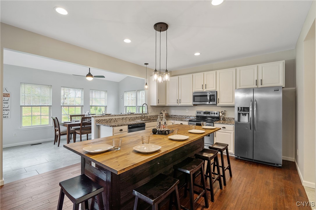 113 Big Bend Way Way, Camillus, New York image 3
