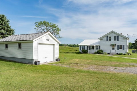 Homes For Sale - 18582 County Route 162<br/> Rutland, NY 13601