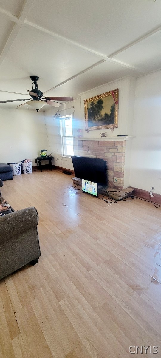 1002 W Dominick Street