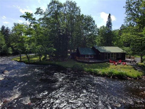 99 Deer Hollow Road, Forestport, NY 13338 - #: S1617624