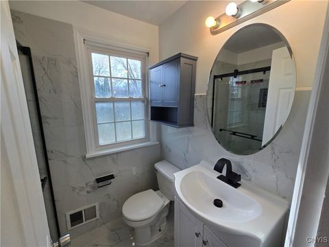 Tiny photo for 532 Orwood Place, Salina, NY 13208 (MLS # S1655467)