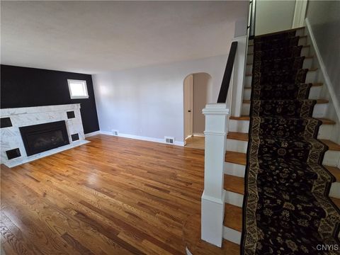 Tiny photo for 532 Orwood Place, Salina, NY 13208 (MLS # S1655467)