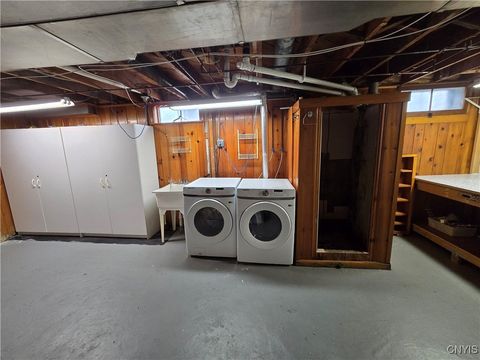 Tiny photo for 532 Orwood Place, Salina, NY 13208 (MLS # S1655467)