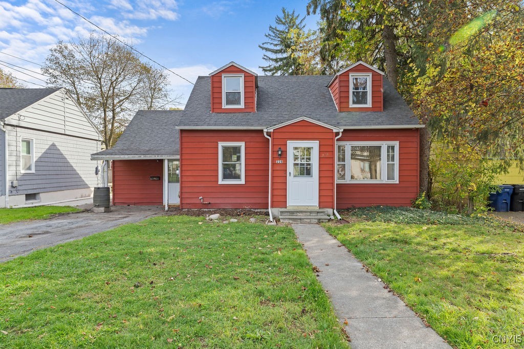 228 Fayette Boulevard