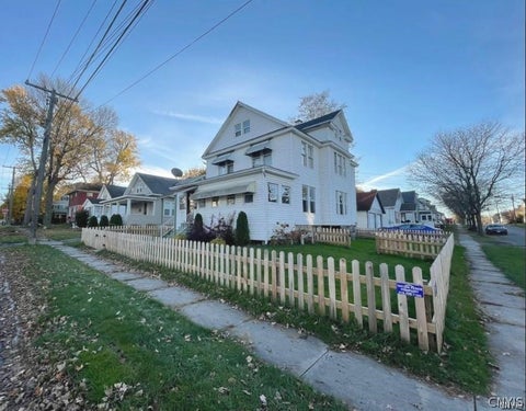 Photo of 715 Lansing Street #2F, Watertown City, NY 13601 (MLS # S1716371)