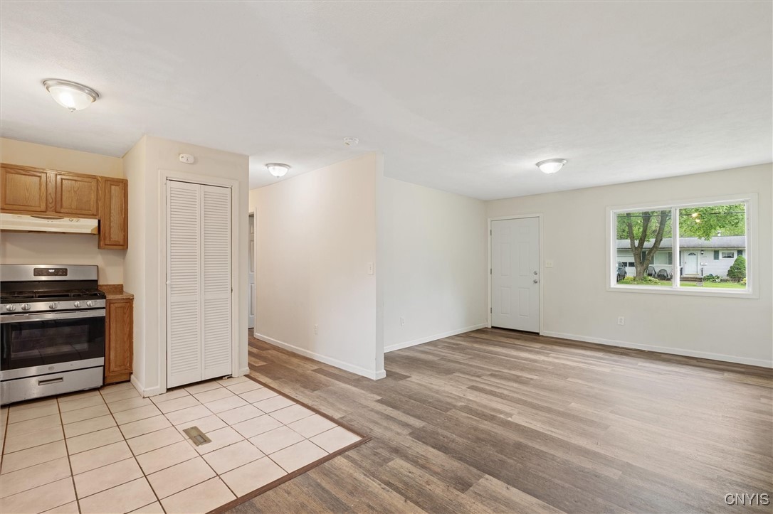 203 William St St, Manlius, New York image 7