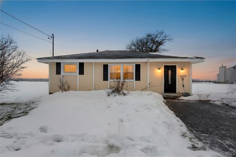 3273 Patchett Road Baldwinsville NY 13027