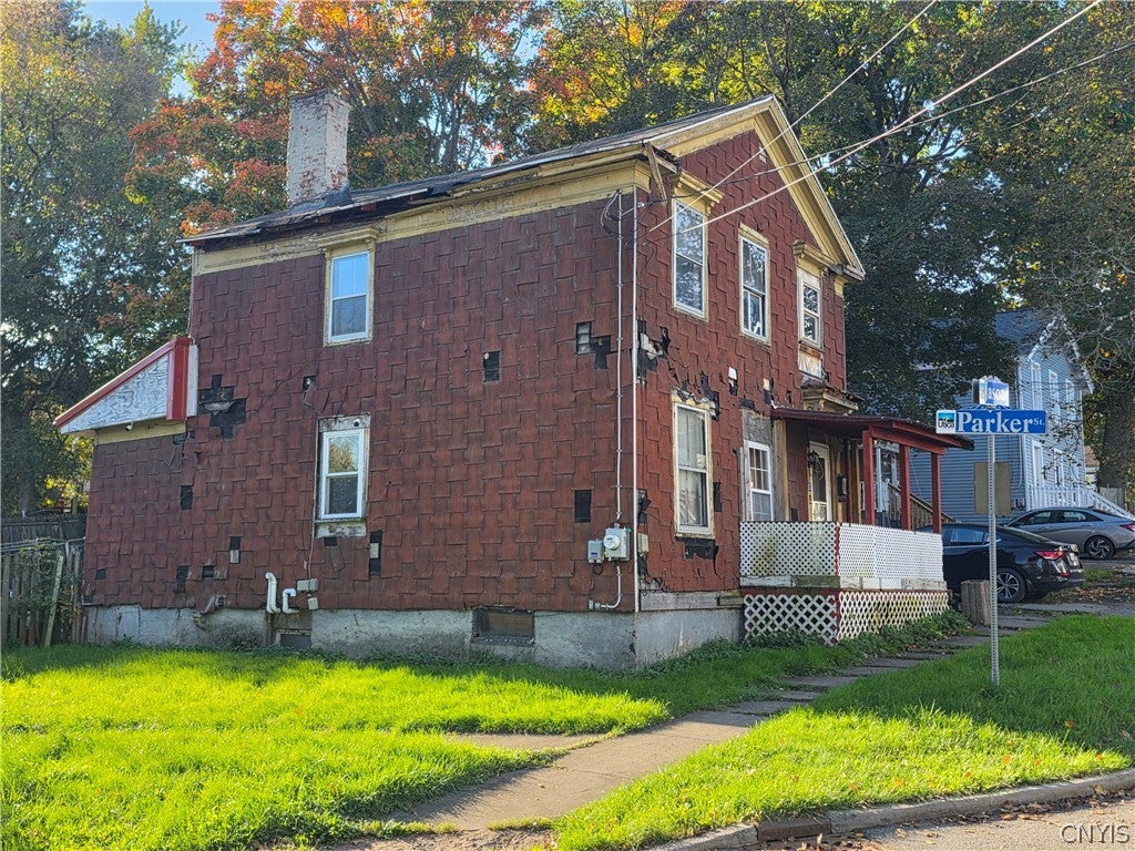 15 Jason Street