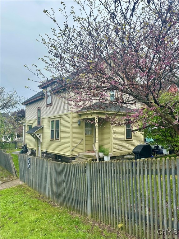 923 Teall Avenue, Syracuse, New York image 30