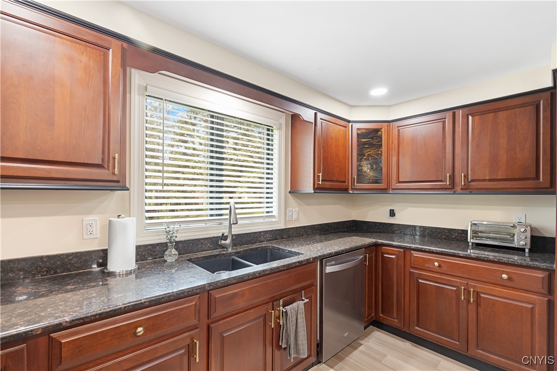 147 Crooked Lake Road, Tully, New York image 15
