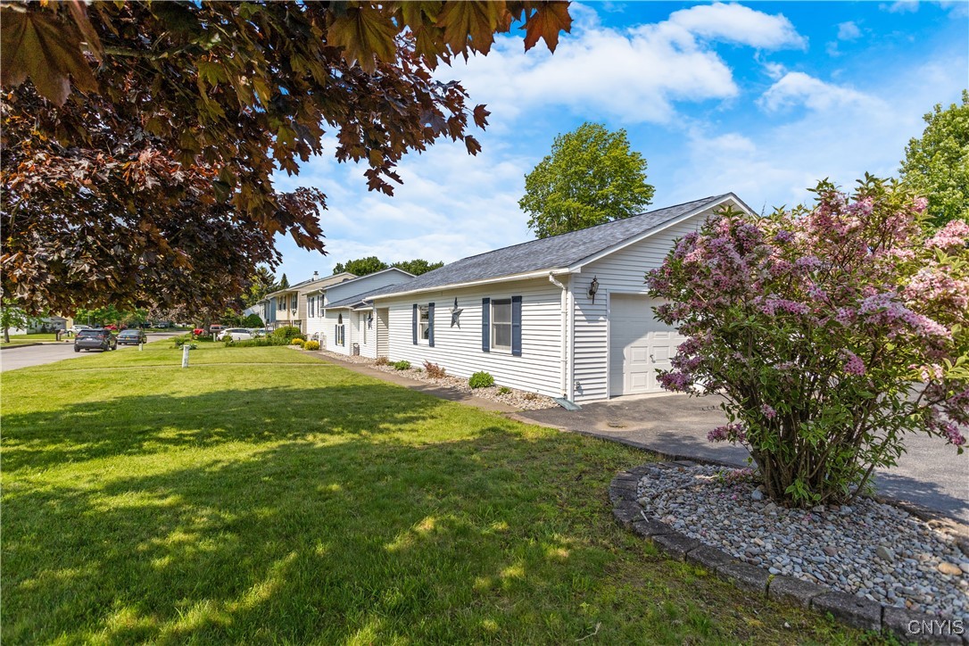 39 Eisenhower Avenue