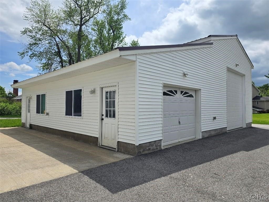 343 N Peterboro Street