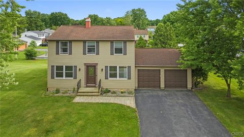 Homes For Sale - 4767 Four Seasons Drive<br/> Clay, NY 13088