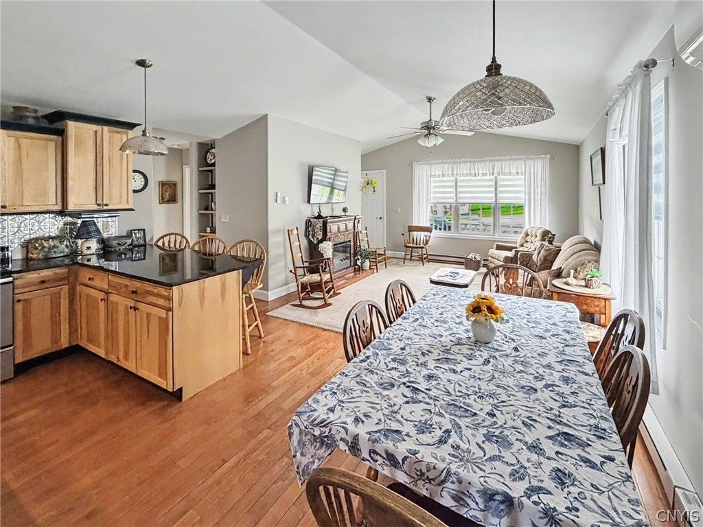 106 W Hill Lane
