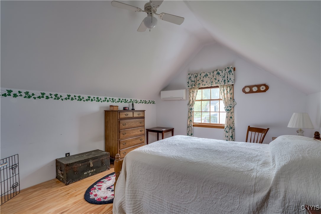485 E Joseph Street, Cape Vincent, New York image 47