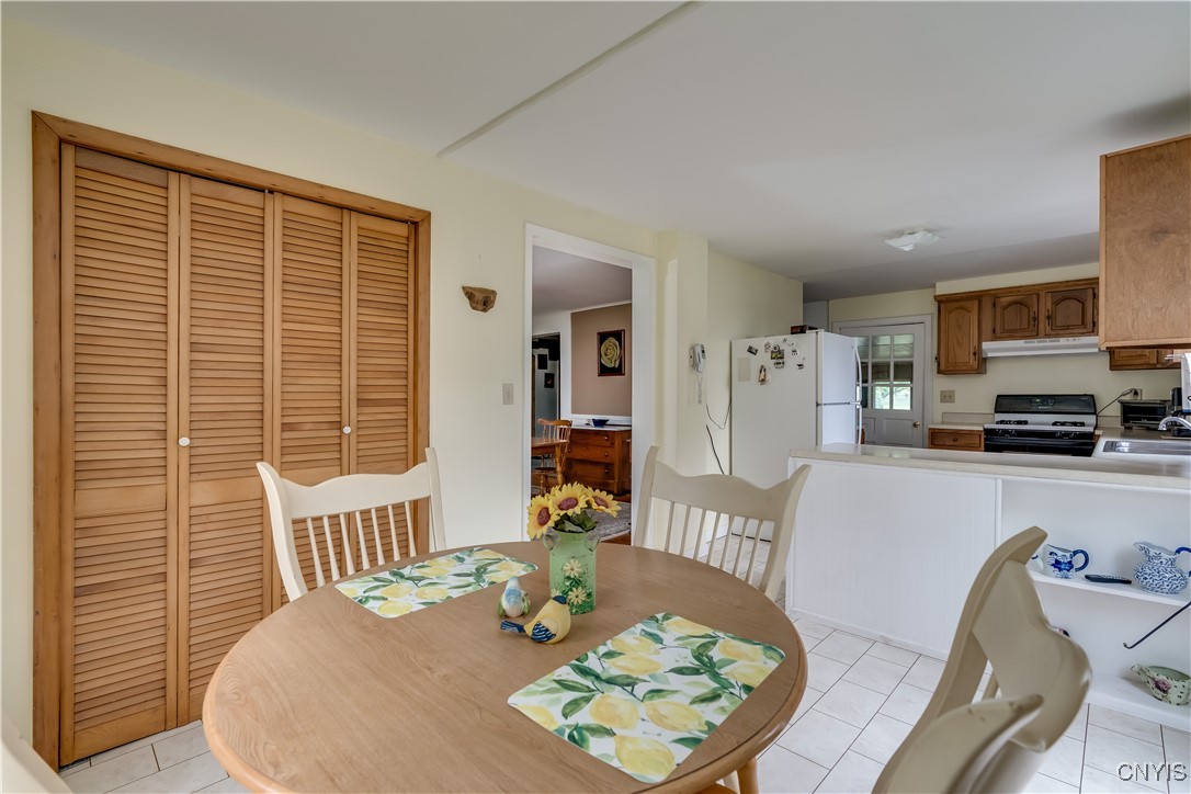 485 E Joseph Street, Cape Vincent, New York image 29